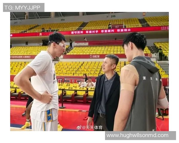 中国男篮助教李昂接任吉林队主帅钟诚下课引发关注 中国男篮助教李昂接任吉林队主帅钟诚下课引发关注